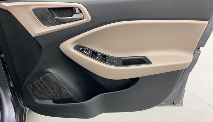2017 Hyundai Elite i20 SPORTZ 1.2, Petrol, Manual, 41,984 km, Driver Side Door Panels Control