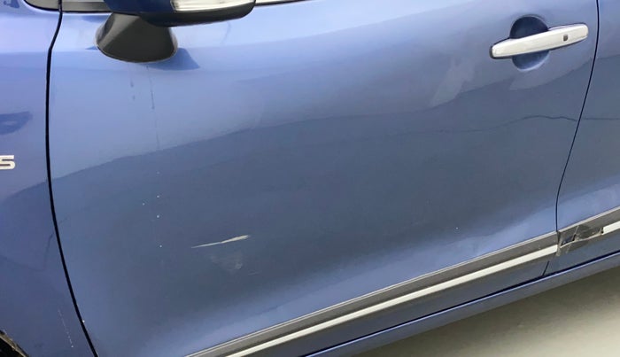 2018 Maruti Baleno ALPHA DIESEL 1.3, Diesel, Manual, 89,607 km, Front passenger door - Slightly dented