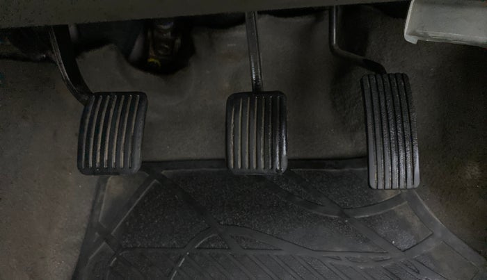 2014 Hyundai i10 SPORTZ 1.1 IRDE2, Petrol, Manual, 15,563 km, Pedals