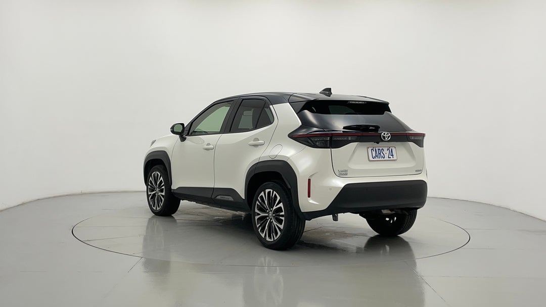 Left Back Diagonal (45- Degree) View