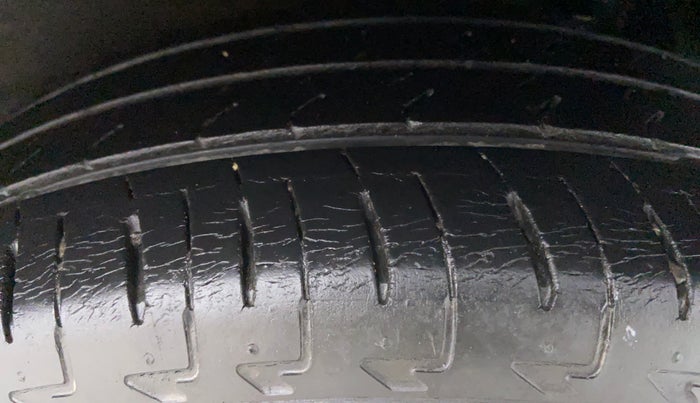 2018 Maruti IGNIS DELTA 1.2 K12, Petrol, Manual, 3,401 km, Left Rear Tyre Tread