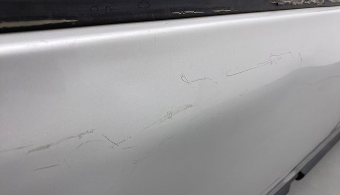 2011 Maruti Alto K10 VXI, Petrol, Manual, 49,917 km, Right rear door - Minor scratches