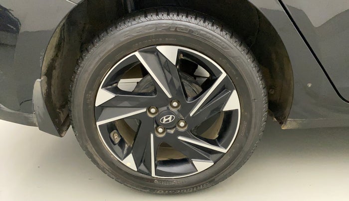 2021 Hyundai Verna SX (O) 1.5 CRDI, Diesel, Manual, 49,462 km, Right Rear Wheel