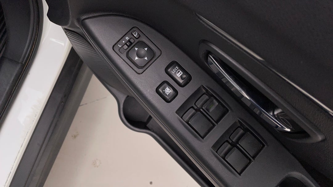 2019 Mitsubishi ASX Es (2wd), Automatic, 111964 km, Drivers Side Door Panel Controls