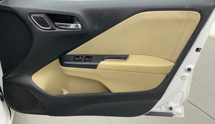 2018 Honda City V MT PETROL, Petrol, Manual, 35,869 km, Driver Side Door Panels Control