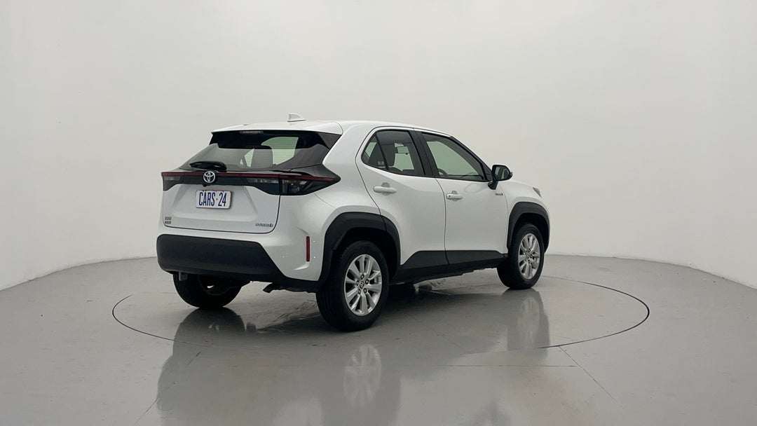 Right Back Diagonal (45- Degree) View