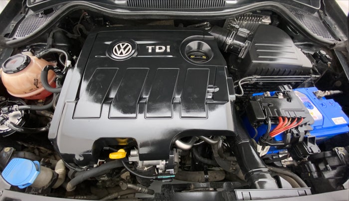2018 Volkswagen Ameo HIGHLINE PLUS 1.5L AT 16 ALLOY, Diesel, Automatic, 79,577 km, Open Bonet