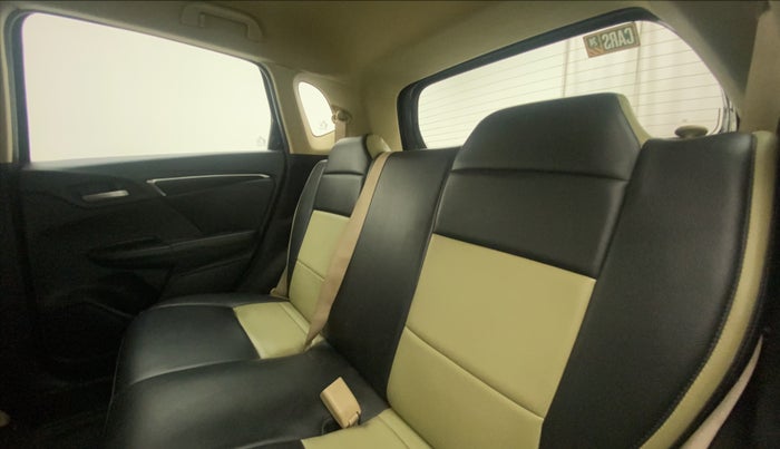 2015 Honda Jazz 1.2L I-VTEC V AT, Petrol, Automatic, 63,245 km, Right Side Rear Door Cabin