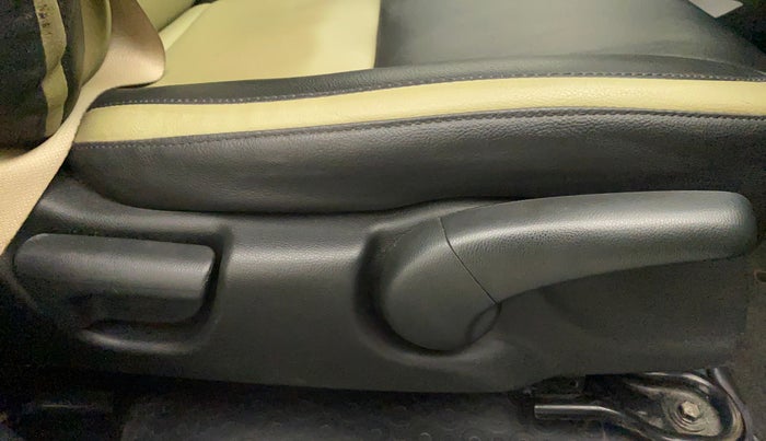 2015 Honda Jazz 1.2L I-VTEC V AT, Petrol, Automatic, 63,245 km, Driver Side Adjustment Panel
