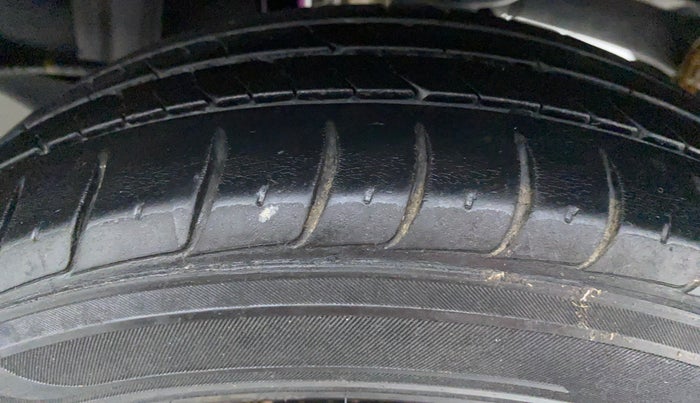 2017 Maruti Alto K10 VXI P, Petrol, Manual, 44,424 km, Left Rear Tyre Tread