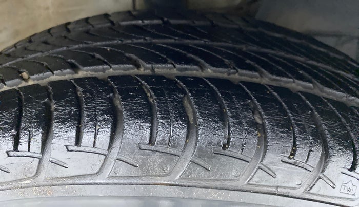 2019 Maruti New Wagon-R VXI 1.2L, Petrol, Manual, 27,341 km, Right Front Tyre Tread