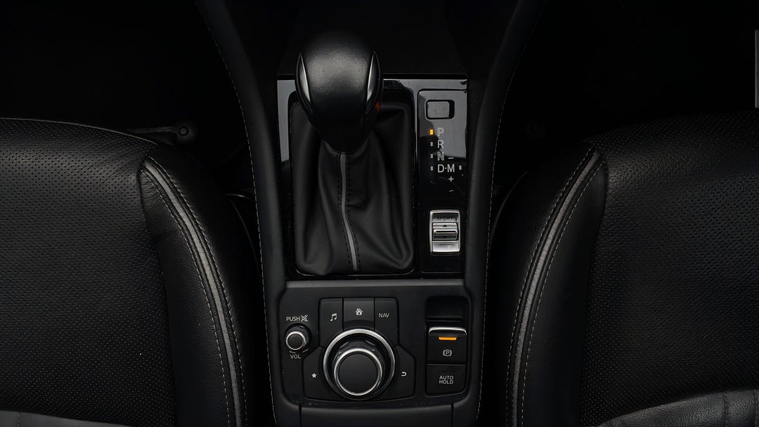 2019 Mazda CX-3 Akari (fwd), Automatic, 33881 km, Gear Lever 