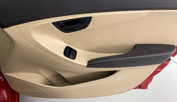 2014 Hyundai Eon ERA PLUS, Petrol, Manual, 41,161 km, Driver Side Door Panels Control
