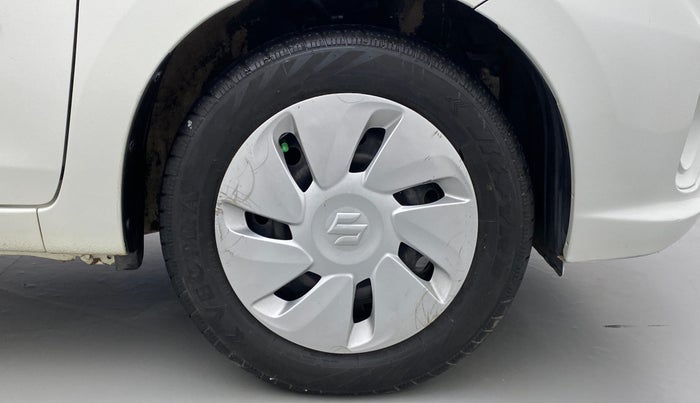 2019 Maruti Celerio ZXI D, Petrol, Manual, 31,167 km, Right Front Wheel