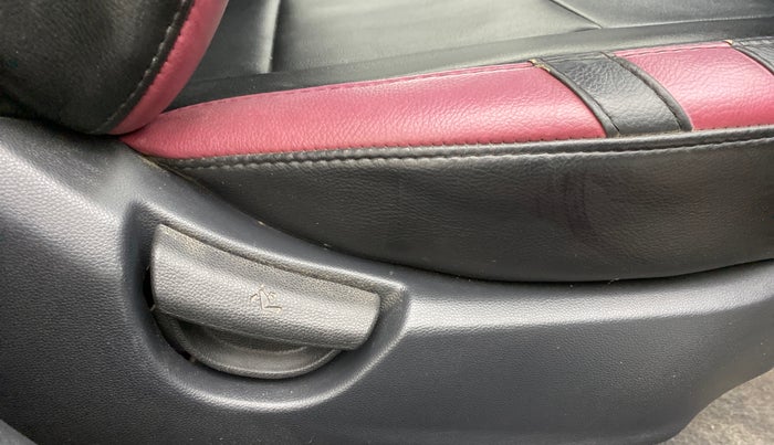 2015 Hyundai Grand i10 SPORTZ 1.2 KAPPA VTVT, Petrol, Manual, 18,364 km, Driver Side Adjustment Panel