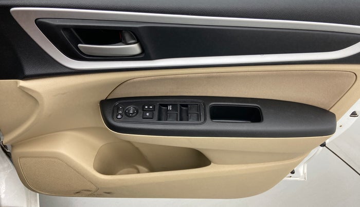 2021 Honda Amaze 1.2L I-VTEC S, Petrol, Manual, 17,089 km, Driver Side Door Panels Control