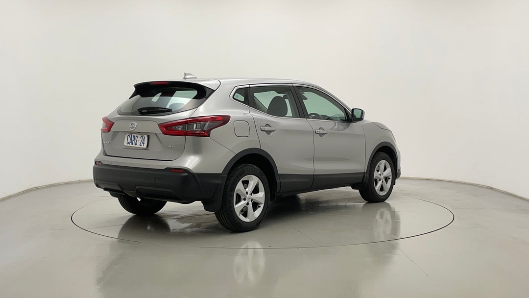 Right Back Diagonal (45- Degree) View