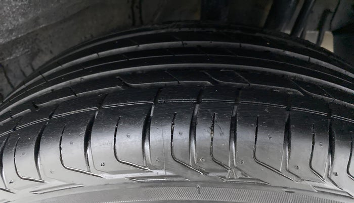 2021 Tata NEXON XM 1.2, Petrol, Manual, 19,080 km, Left Rear Tyre Tread