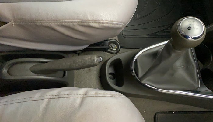 2014 Toyota Etios VX, Petrol, Manual, 11,568 km, Gear Lever