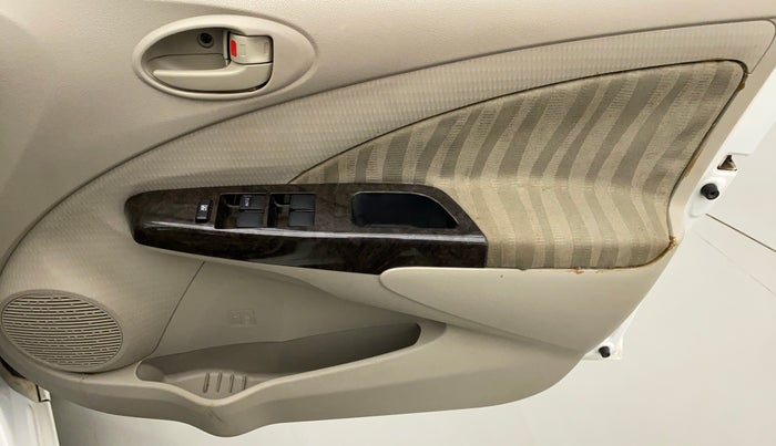 2014 Toyota Etios VX, Petrol, Manual, 11,568 km, Driver Side Door Panels Control