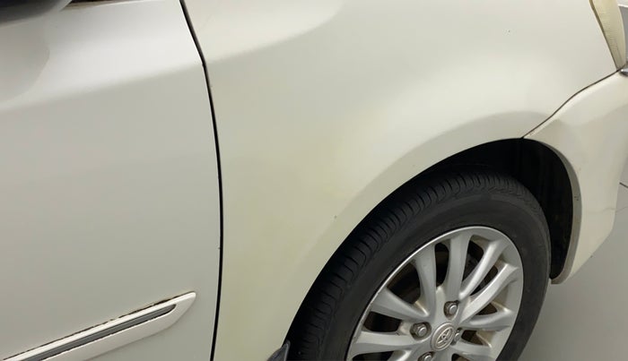 2014 Toyota Etios VX, Petrol, Manual, 11,568 km, Right fender - Paint has minor damage