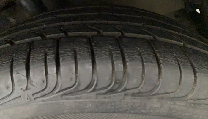 2014 Toyota Etios VX, Petrol, Manual, 11,568 km, Left Front Tyre Tread
