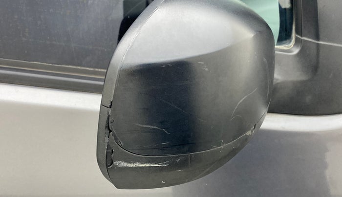2011 Maruti Ritz VXI, Petrol, Manual, 38,487 km, Right rear-view mirror - Cover has minor damage