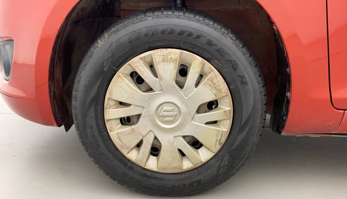 2013 Maruti Swift VXI, Petrol, Manual, 61,745 km, Left Front Wheel
