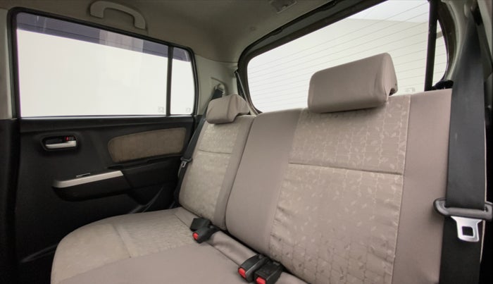 2014 Maruti Wagon R 1.0 VXI, Petrol, Manual, 87,734 km, Right Side Rear Door Cabin
