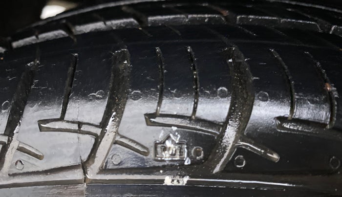 2017 Maruti Baleno DELTA 1.2 K12, Petrol, Manual, 33,662 km, Right Rear Tyre Tread