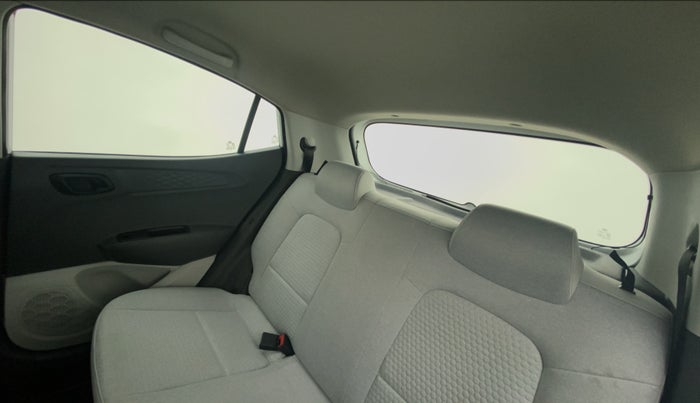 2021 Hyundai GRAND I10 NIOS MAGNA 1.2 MT, Petrol, Manual, 12,447 km, Right Side Rear Door Cabin