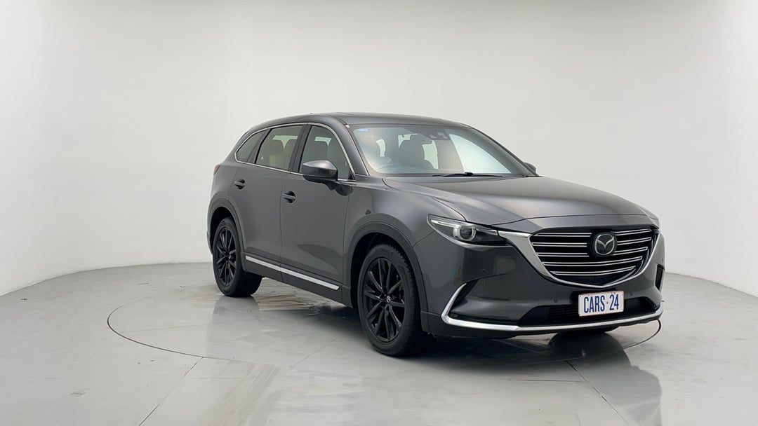 Right Front Diagonal (45- Degree) View