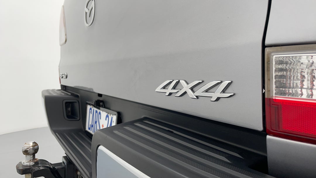 Badge (Boot Right Side)