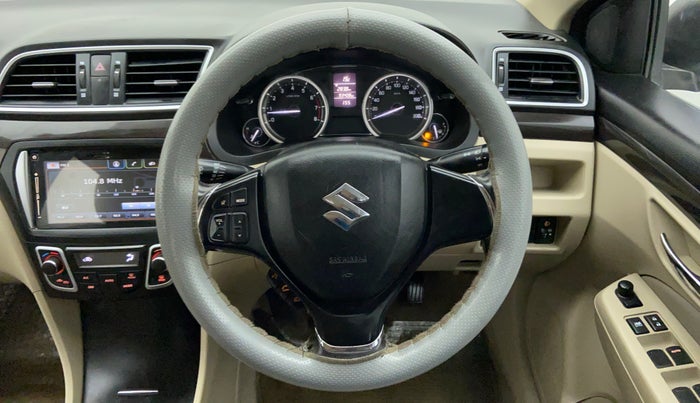 2016 Maruti Ciaz ZXI PLUS, CNG, Manual, 93,550 km, Steering Wheel Close Up