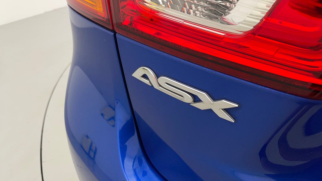 Badge (Boot Left Side)