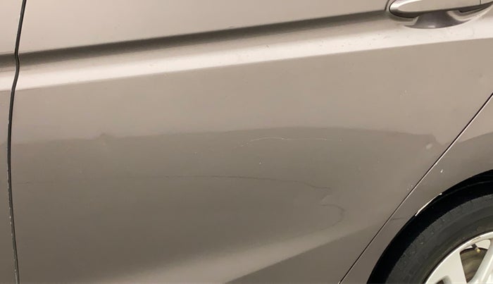 2016 Honda Jazz 1.2L I-VTEC V, Petrol, Manual, 97,638 km, Rear left door - Minor scratches
