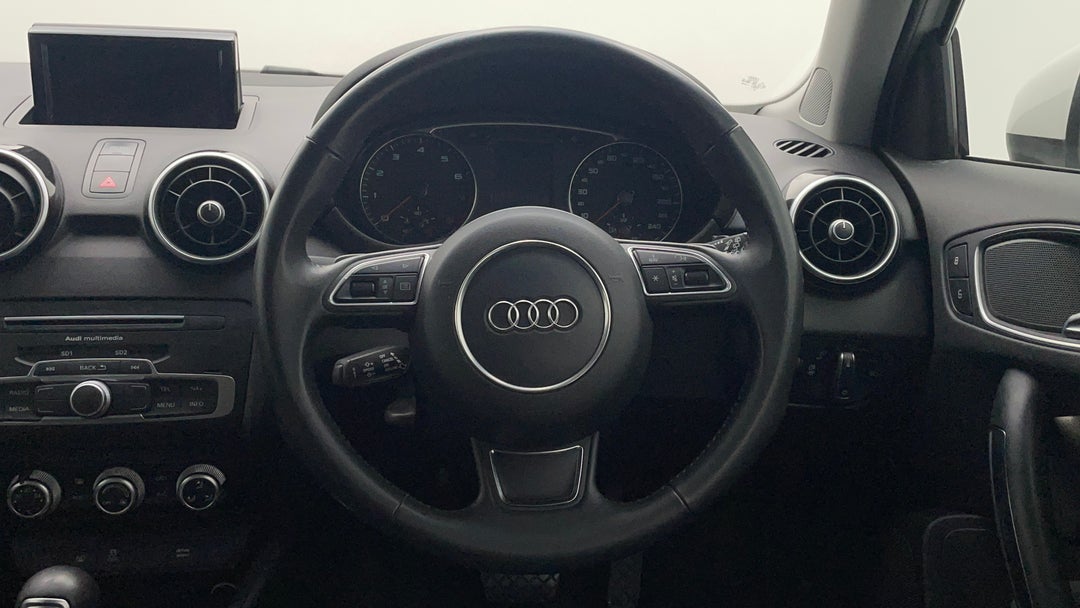 2016 Audi A1 Sportback 1.4 Tfsi Sport, Automatic, 83707 km, Steering Wheel Close-up
