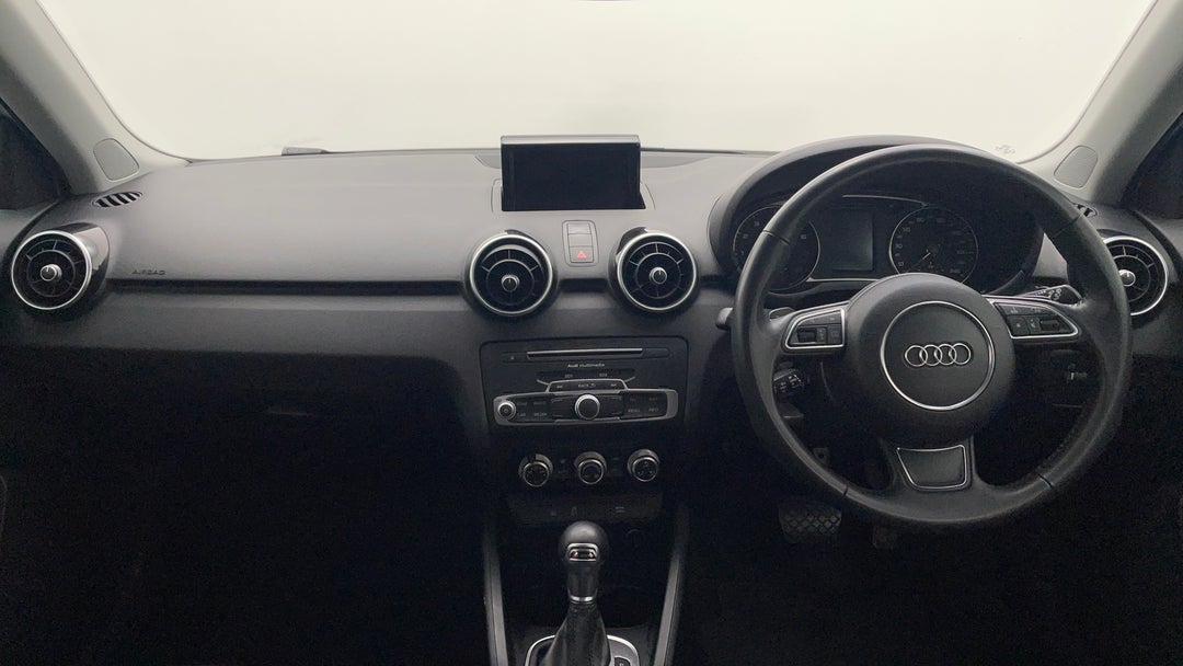 2016 Audi A1 Sportback 1.4 Tfsi Sport, Automatic, 83707 km, Dashboard View