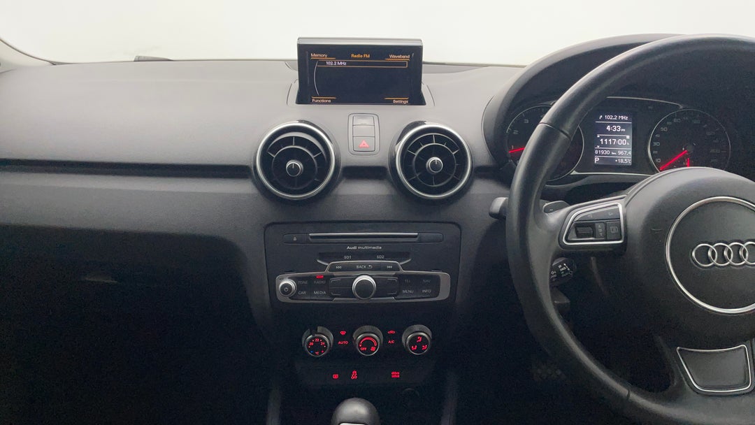 2016 Audi A1 Sportback 1.4 Tfsi Sport, Automatic, 83707 km, Center Console