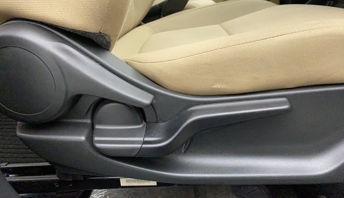 2018 Honda Amaze 1.2 V CVT I VTEC, Petrol, Automatic, 19,245 km, Driver Side Adjustment Panel