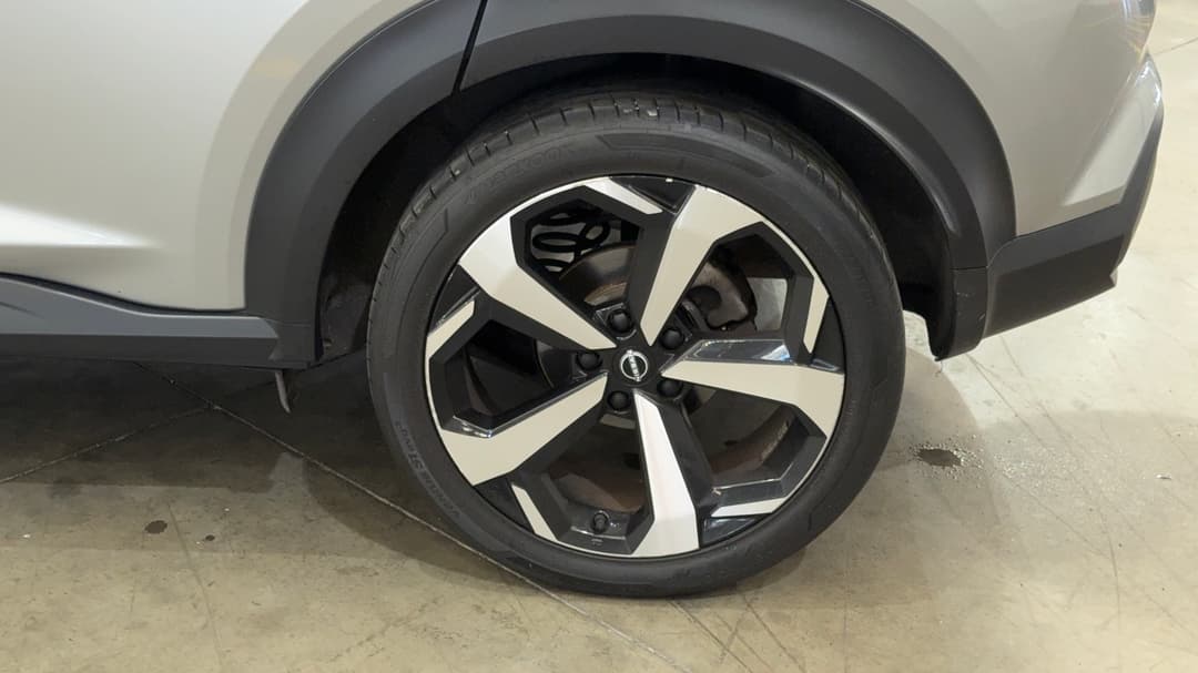 2023 Nissan Juke St-l+, Automatic, 26281 km, Left Rear Wheel