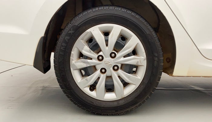 2018 Hyundai Verna 1.4 EX PETROL, Petrol, Manual, 70,650 km, Right Rear Wheel