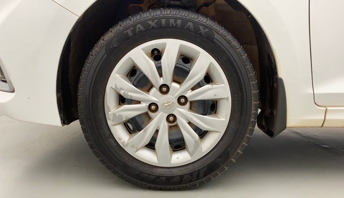 2018 Hyundai Verna 1.4 EX PETROL, Petrol, Manual, 70,650 km, Left Front Wheel