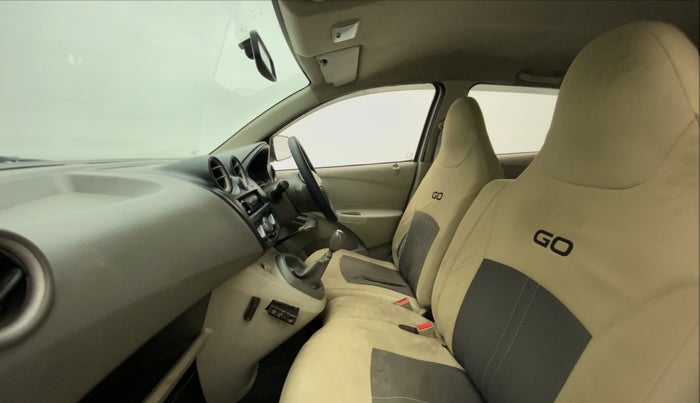 2014 Datsun Go T, Petrol, Manual, 66,548 km, Right Side Front Door Cabin