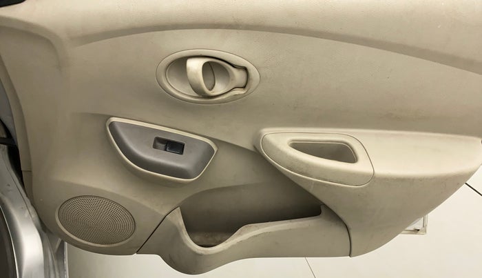 2014 Datsun Go T, Petrol, Manual, 66,548 km, Driver Side Door Panels Control