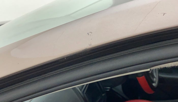2017 Volkswagen Ameo TRENDLINE 1.5L, Diesel, Manual, 1,03,568 km, Right A pillar - Minor scratches