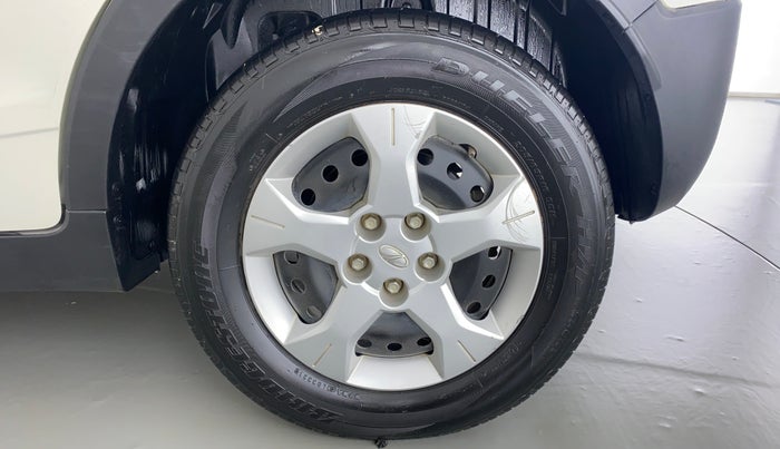 2021 Mahindra XUV300 1.2 W6 MT, Petrol, Manual, 9,135 km, Left Rear Wheel