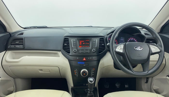 2021 Mahindra XUV300 1.2 W6 MT, Petrol, Manual, 9,135 km, Dashboard
