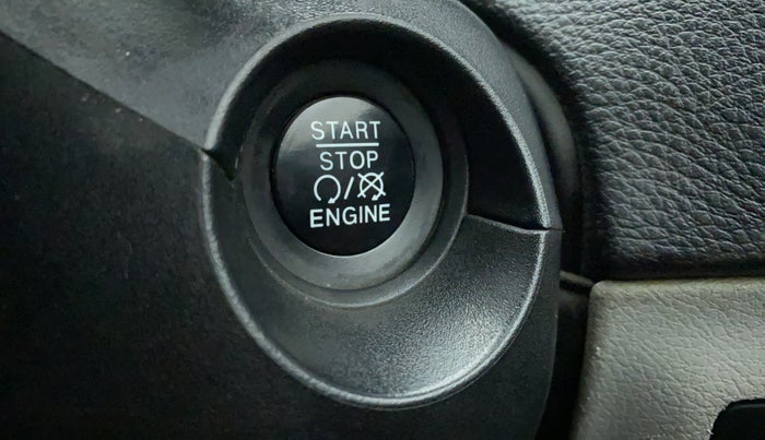 2017 Jeep Compass LIMITED 1.4 PETROL AT, Petrol, Automatic, 83,502 km, Keyless Start/ Stop Button