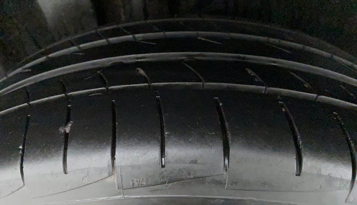 2019 MG HECTOR SHARP 2.0 DIESEL, Diesel, Manual, 29,424 km, Right Rear Tyre Tread